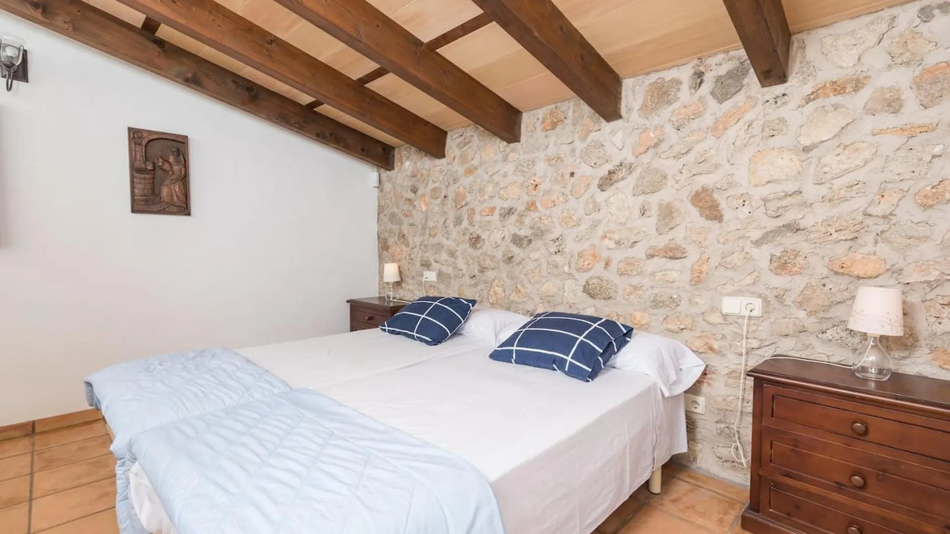 Charming Villa In Manacor With Shared Pool.  Manacor (Mallorca)